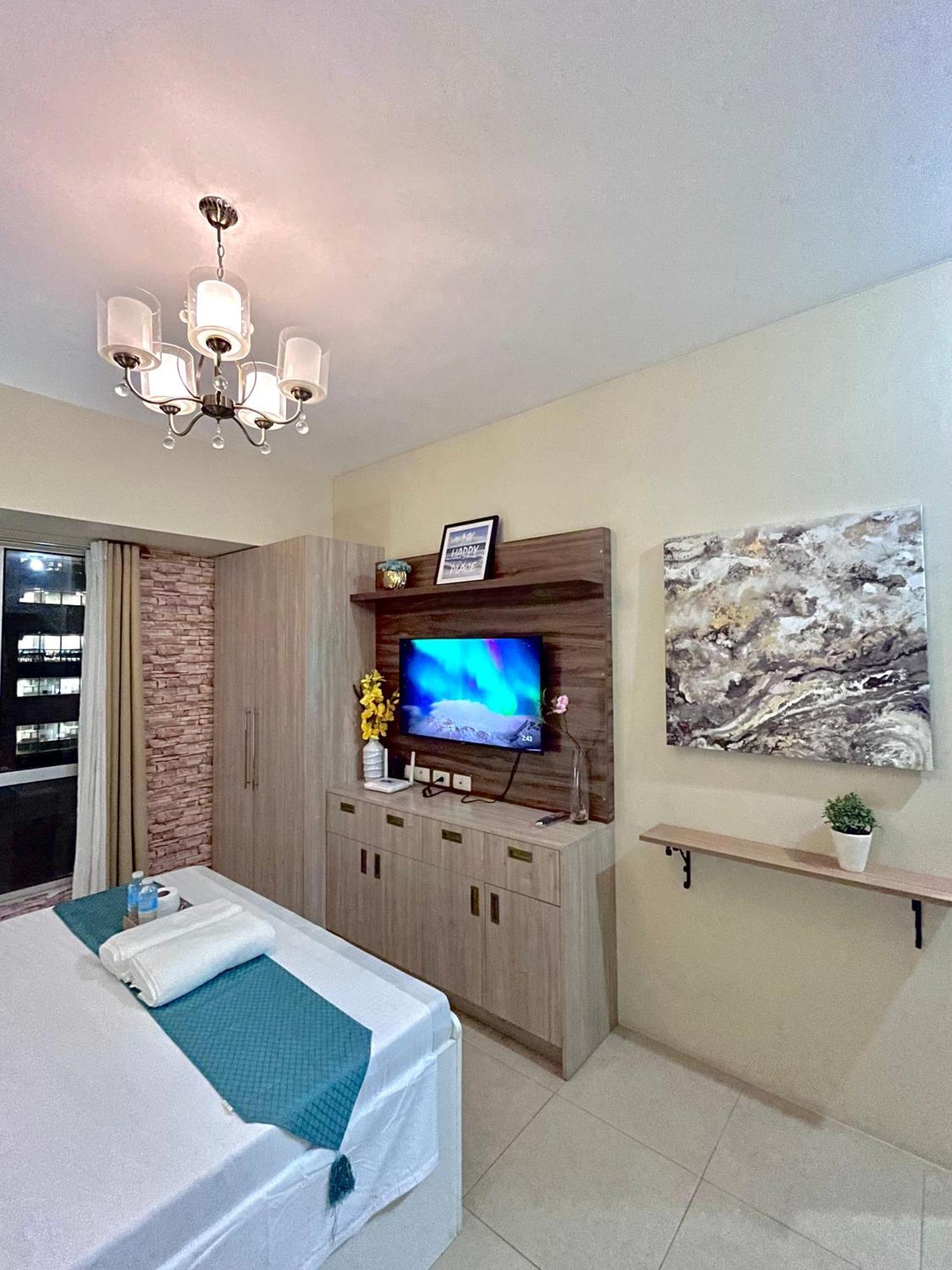 Vibe Inside It Park * Cebu